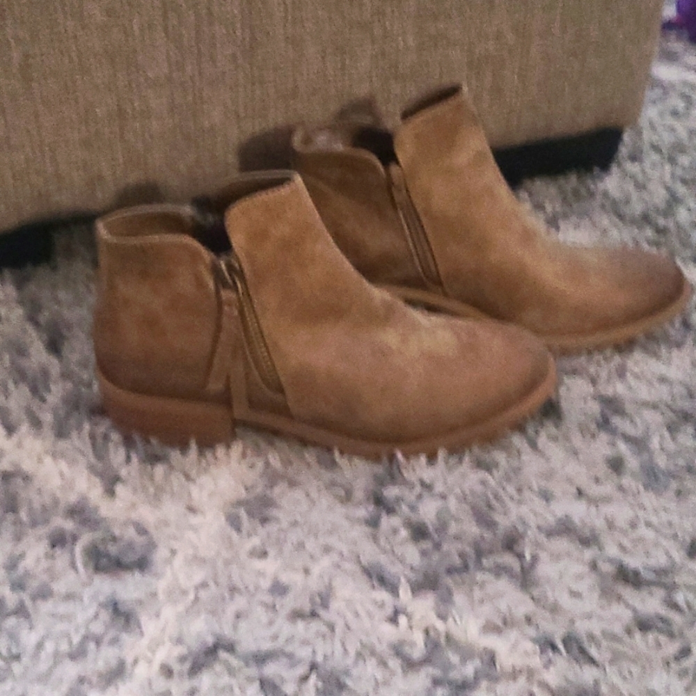 Brown booties suede